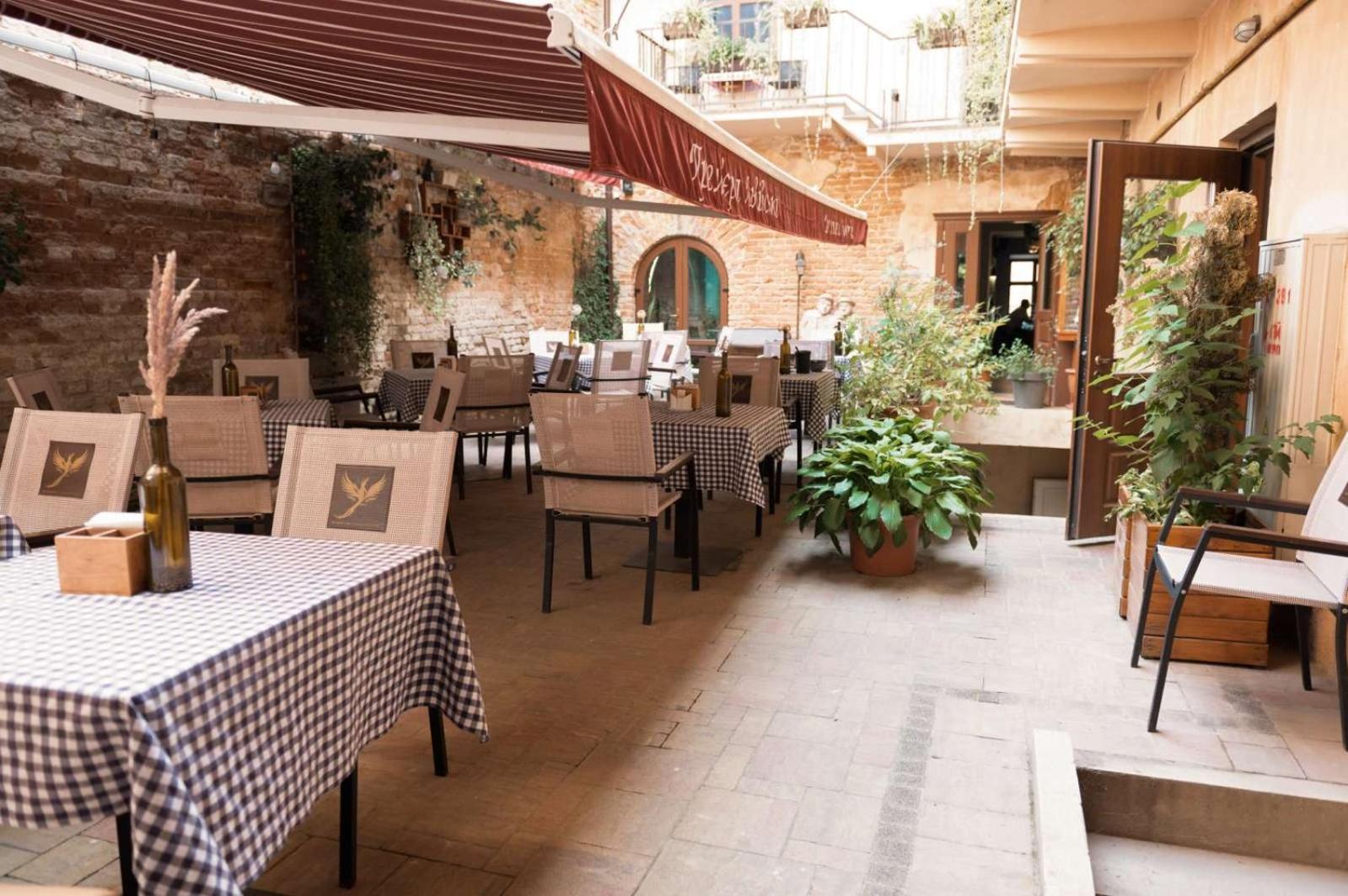 Apart Yaroslava Osmomysla 9 Square - City Center Lviv Dış mekan fotoğraf