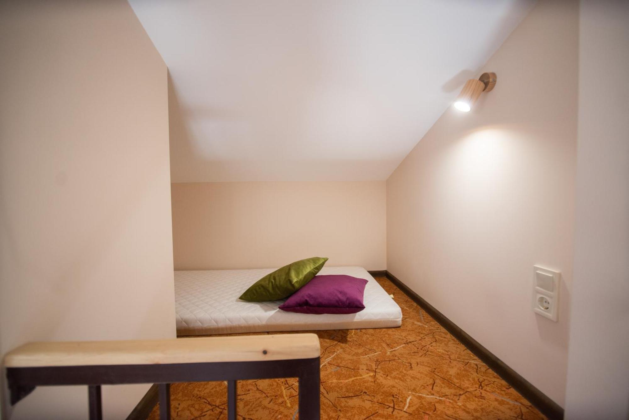 Apart Yaroslava Osmomysla 9 Square - City Center Lviv Dış mekan fotoğraf