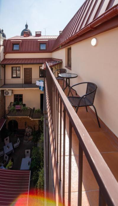Apart Yaroslava Osmomysla 9 Square - City Center Lviv Dış mekan fotoğraf